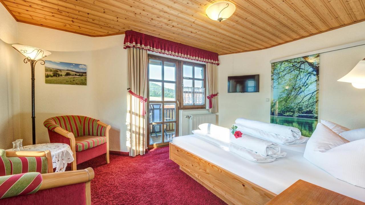 Landhotel Zur Gruenen Kutte Bernshausen Zewnętrze zdjęcie